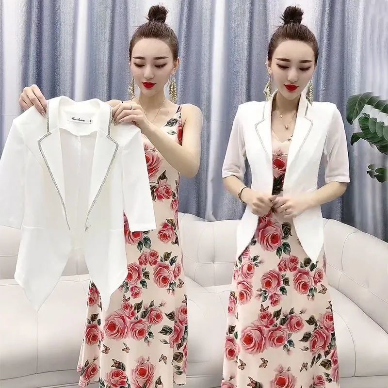 Bộ Áo Thun Ngắn Tay + Chân Váy Thời Trang Mùa Hè Thanh Lịch 2022 Dành Cho Nữ