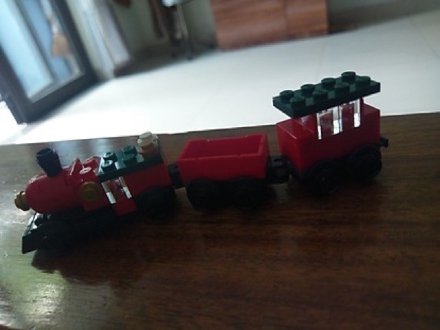 Bộ Lắp Ráp Tàu Lửa Lễ Hội LEGO CREATOR 30543