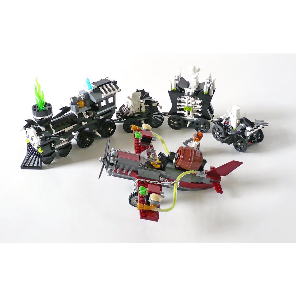 Lego 9467 - Chuyến tàu ma quái