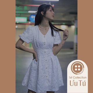 Đầm Gấm Trắng Hở Lưng Dáng Xòe - [Ưu Tú]