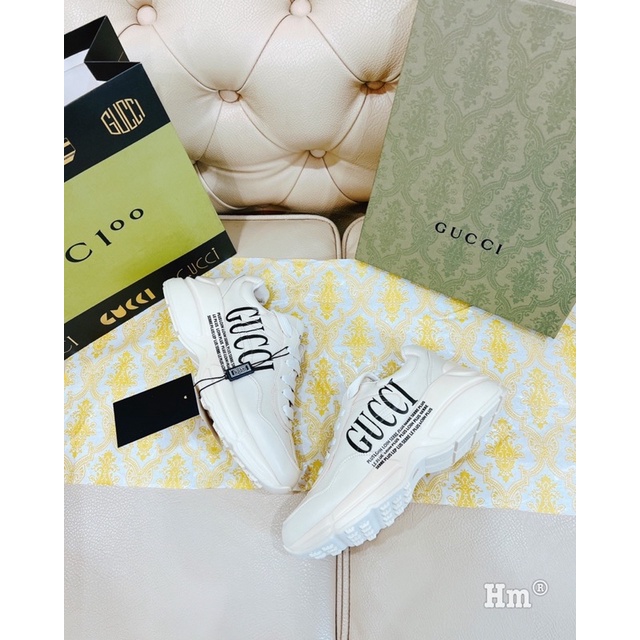 GIÀY THỂ THAO GC CHỮ