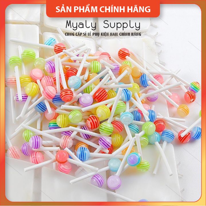 Charm Hoạt Hình Nail Gấu Búp Bê Nơ Kẹo Mút Rượu Bộ Bài