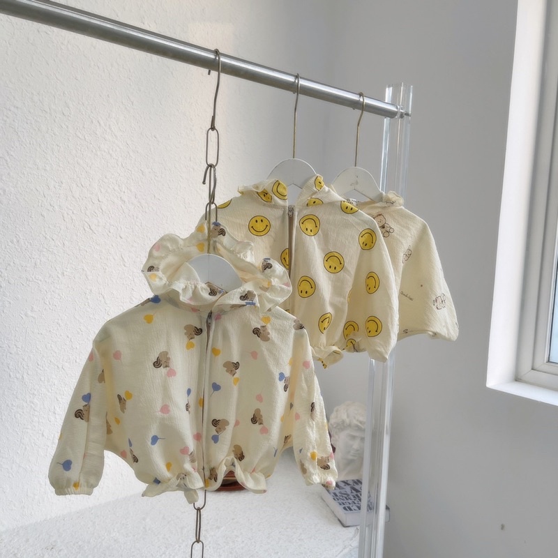 Áo khoác dơi cho bé