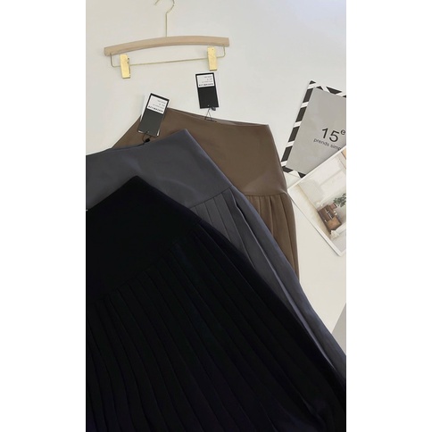 Chân váy dập ly dáng dài