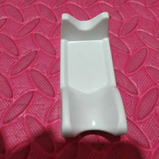Kệ silicon nhựa để tay mài củ mài bút mài cho máy mài móng nail.