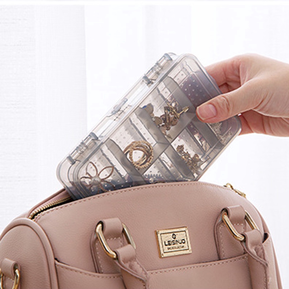 Hộp nhựa trong suốt đựng trang sức có 3 màu sắc khác nhau