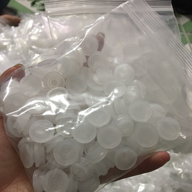 Nút/nhẫn để keo