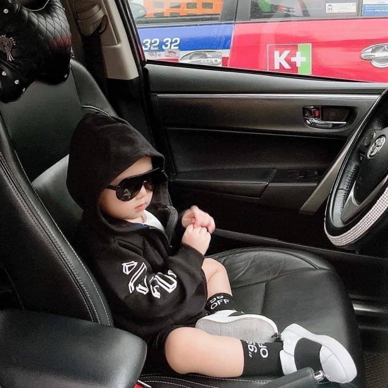 Kính Mắt thời trang cho bé - kính đen pack