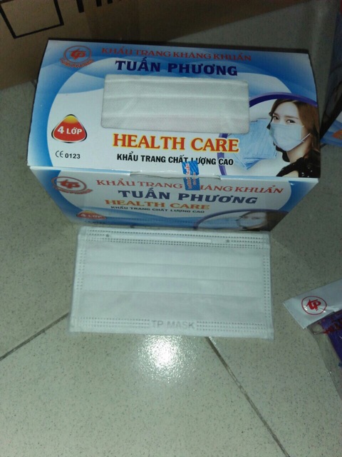 50 cái khẩu trang y tế 4 lớp Tuấn Phương