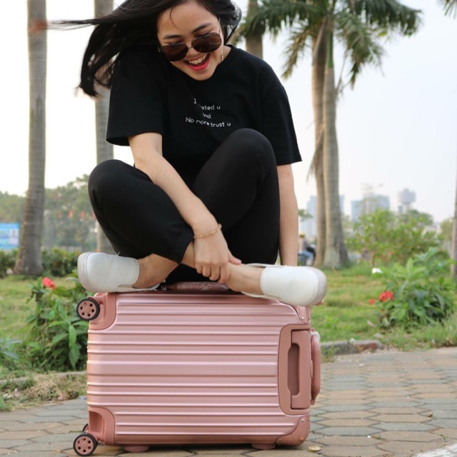Vali size 20