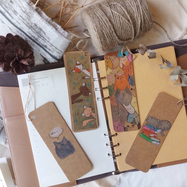 Kẹp sách - bookmark handmade vẽ tay dễ thương