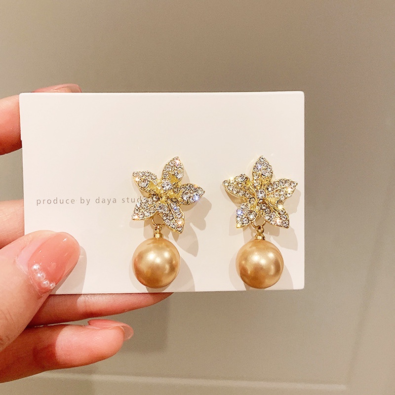 Bông Tai Mạ Bạc 925 Hình Hoa Đính Ngọc Trai Phong Cách Retro Hàn Quốc