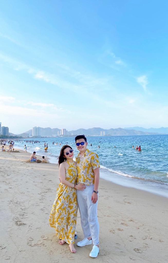 Set đồ couple CP074,Áo đôi áo cặp-Giá đăng bao gồm cả sơ mi nam và set v | BigBuy360 - bigbuy360.vn