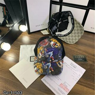 Mũ lưỡi trai hình động vật