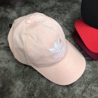 Nón kết trefoil cap