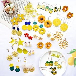 BST Bông Khuyên Tai Hàn Quốc Chủ Đề Hoa Tone Màu Vàng Chanh Xả !