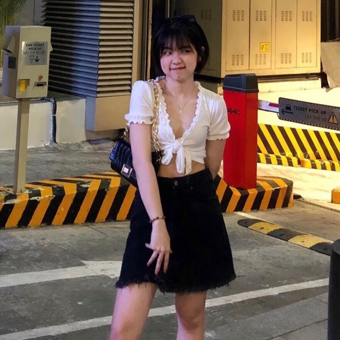 Áo Croptop Nơ Ngực GenY - Áo Croptop Kiểu Cột Thắt Nơ Trươc Ngực Siêu Xinh, Chất Vải Len Tăm Mềm Mịn | BigBuy360 - bigbuy360.vn