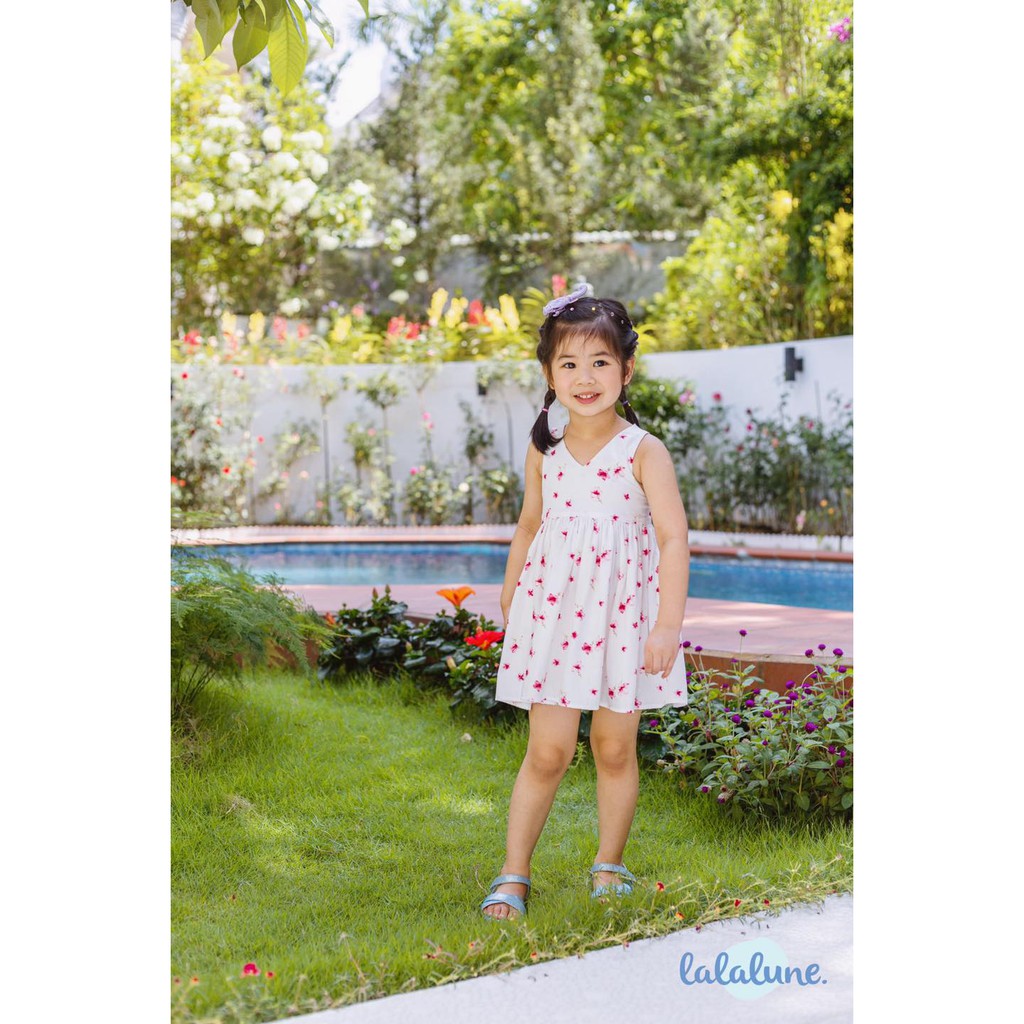 Đầm cotton trắng hoa đỏ rosie lalalune cho bé 2-7 tuổi