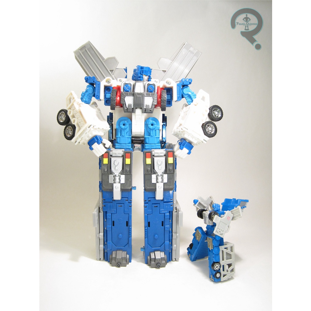 Robot Biến Hình Transformers GOD Ultra Magnus RID 2000