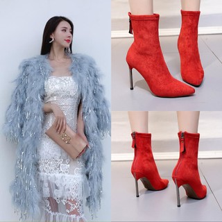 Giày boot nữ cổ lửng da lộn màu đỏ đô GBMN-01B4