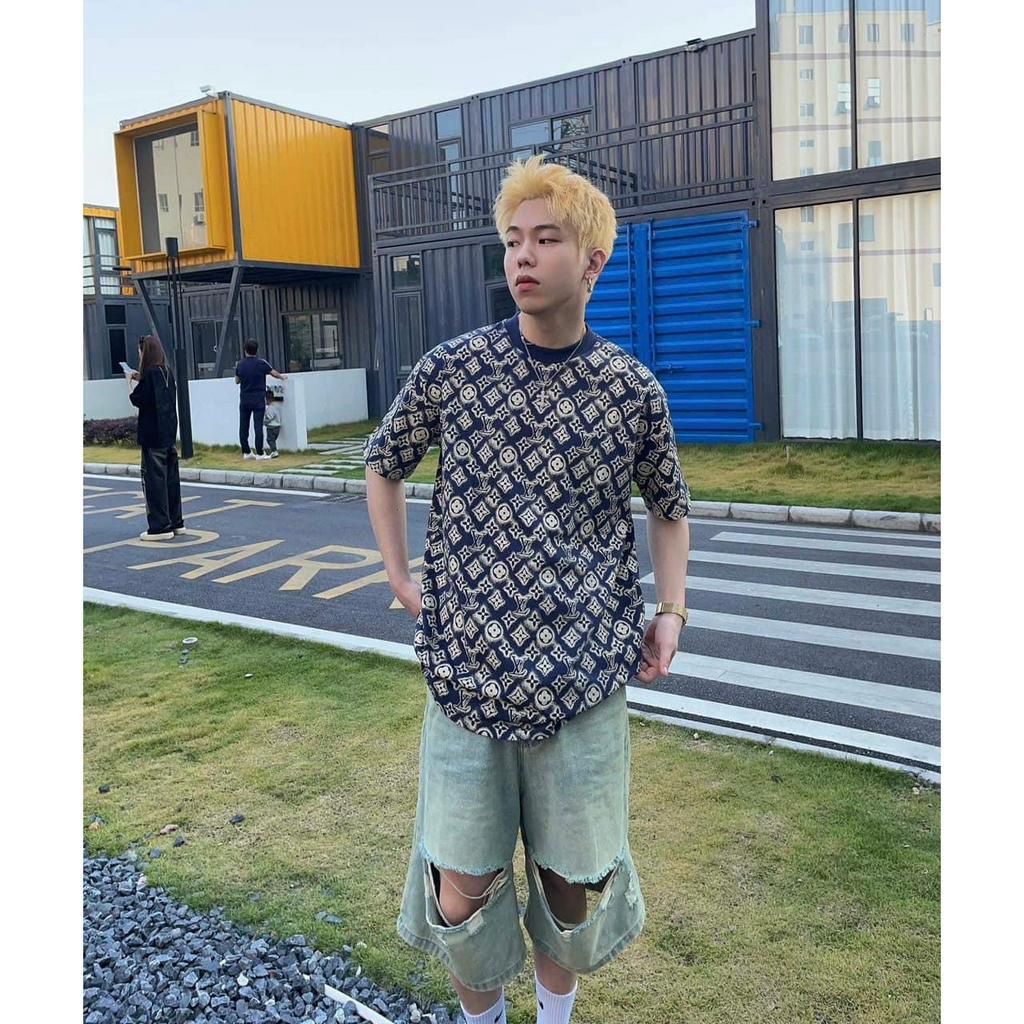 Áo T-shirt Louis Vuitton họa tiết monogram LA on web