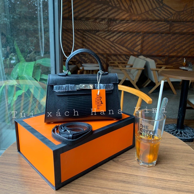 Túi Kelly dáng thấp size 22 vân da kì nhông