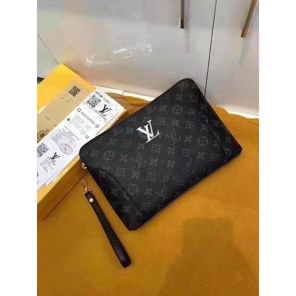 Tú ví cầm tay thời trang