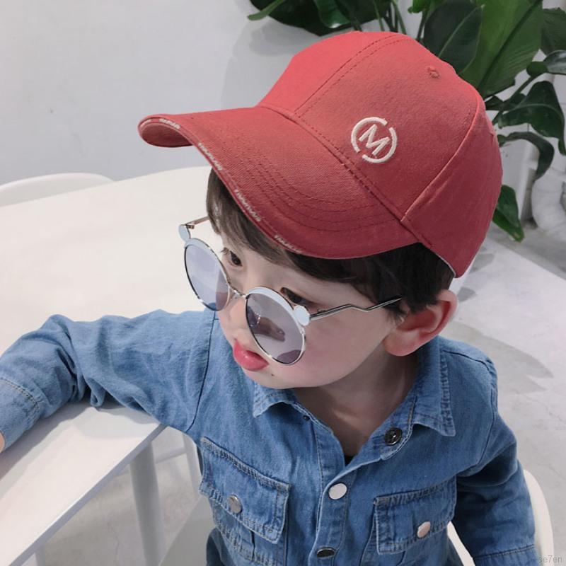 Nón lưỡi trai họa tiết chữ cho bé 1-2 tuổi