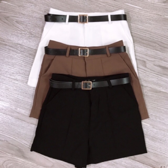 Quần shorts kèm đai lưng