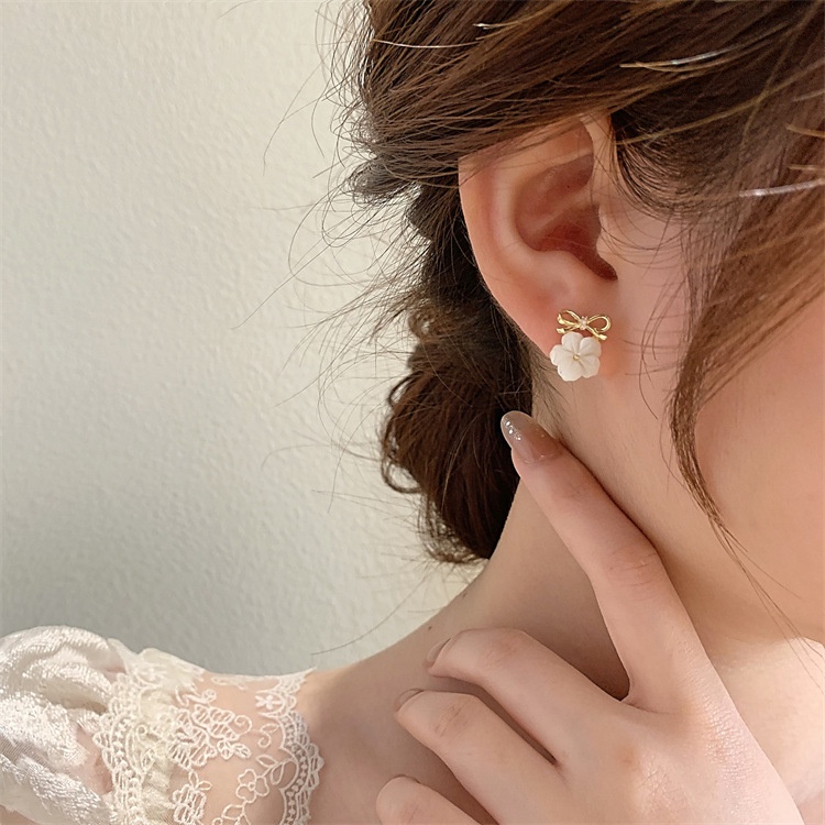 Bông Tai Mạ Bạc 925 Hình Nơ / Bông Hoa / Vỏ Sò Thời Trang Xinh Xắn Cho Nữ