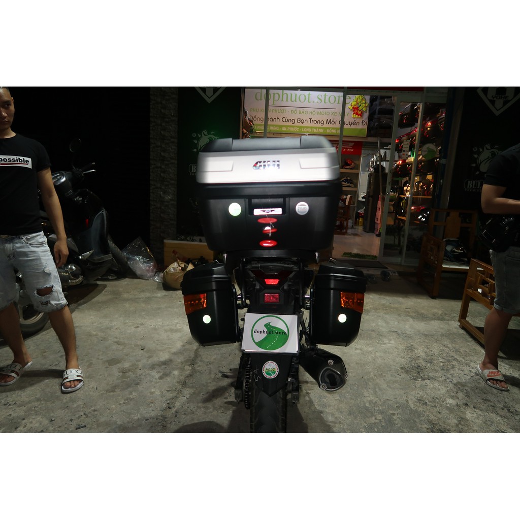 Thùng sau xe máy B32N givi