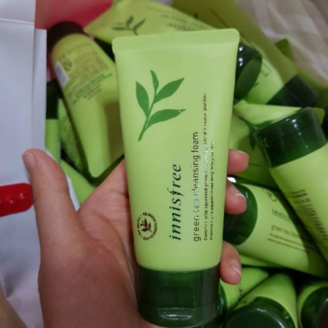 Sữa rửa mặt trà xanh