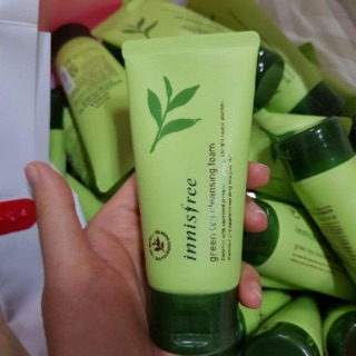 Sữa rửa mặt trà xanh