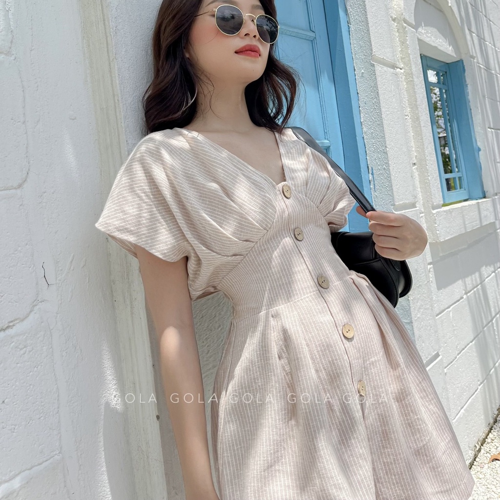 Jumpsuit JENNIE - Jum liền quần nút gỗ cánh dơi