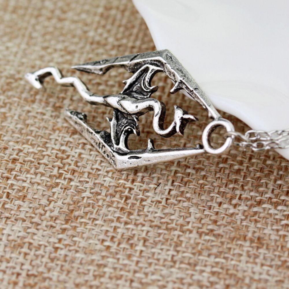 SUMU Vòng cổ Mặt Tròn Đính Đá Skyrims