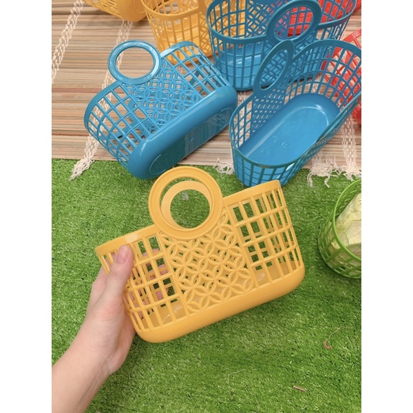 Giỏ nhựa đi chợ mini cho bé