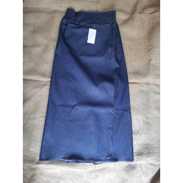 Váy chống nắng xẻ tà, có nút bấm dưới chân vải KAKI và vải jean, eo 60-90 cm, 95-98 cm