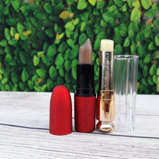 Set son dưỡng và tẩy tế bào chết môi