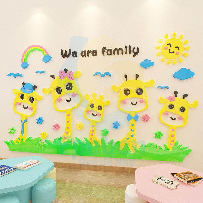 Tranh dán tường mica 3d decor khổ lớn we are family gia đình hươu trang trí mầm non, phòng cho bé Nhiều Size - EPeBen