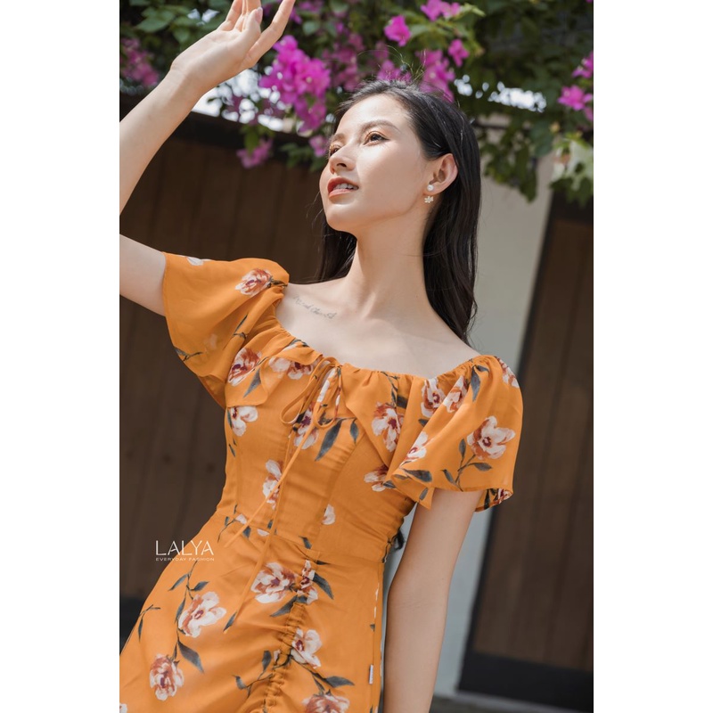 LALYA_Váy hoa cam rút nhún nơ ngực | BigBuy360 - bigbuy360.vn