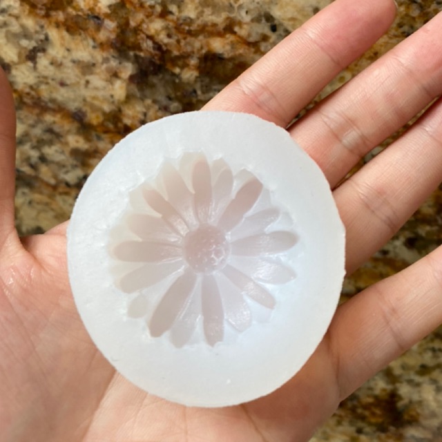 Khuôn hoa cúc kt 4cm