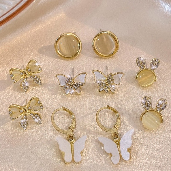 Bông Tai Hình Bướm Đính Ngọc Trai Cao Cấp Sang Trọng Phong Cách Hàn Quốc