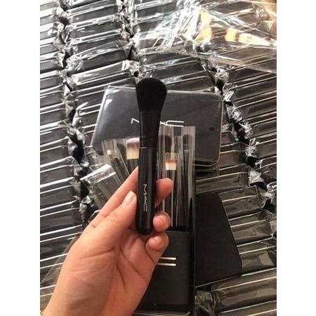 Bộ cọ trang điểm 12 cây MAC