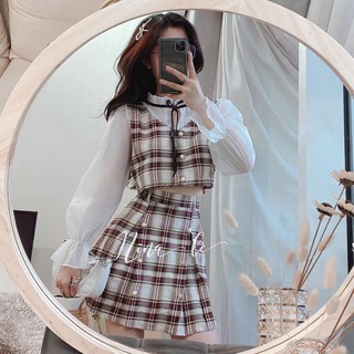 Set áo croptop phối tay voan trắng kèm chân váy caro