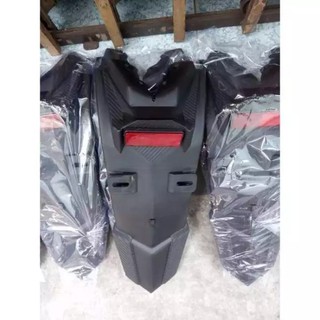 Dè chắn bùn FZ Exciter 150 gắn được biển số