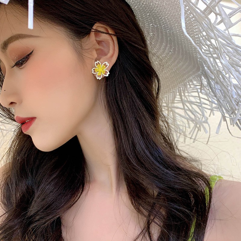 Bông tai hoa cúc họa mi mùa hè nhỏ xinh - Mely 1348