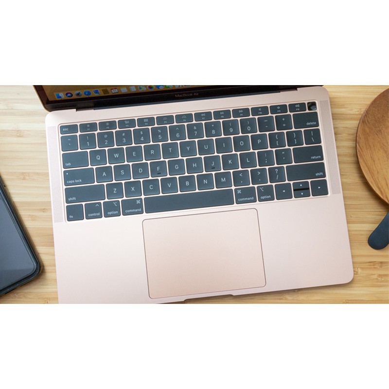 MacBook Air 2019 13 inch New 100%