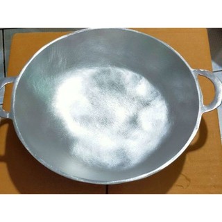 Chảo gang đít vũng đúc khuân cát dk30cm