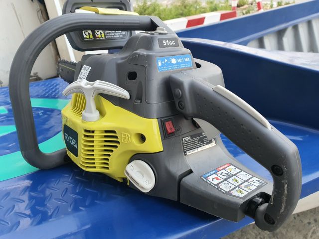 Máy cưa xích xăng RYOBI  80% nhập Úc