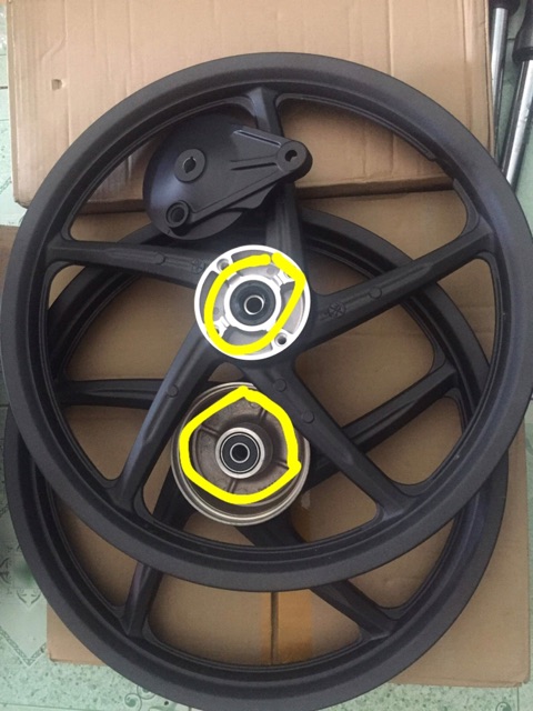 Bánh mâm zin honda s110